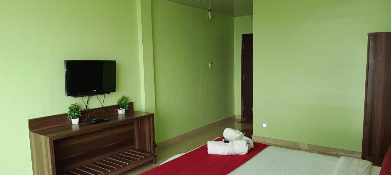 Blossom Spring Villa Ооти Екстериор снимка