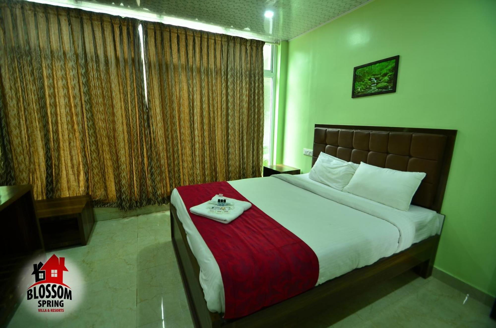 Blossom Spring Villa Ооти Екстериор снимка