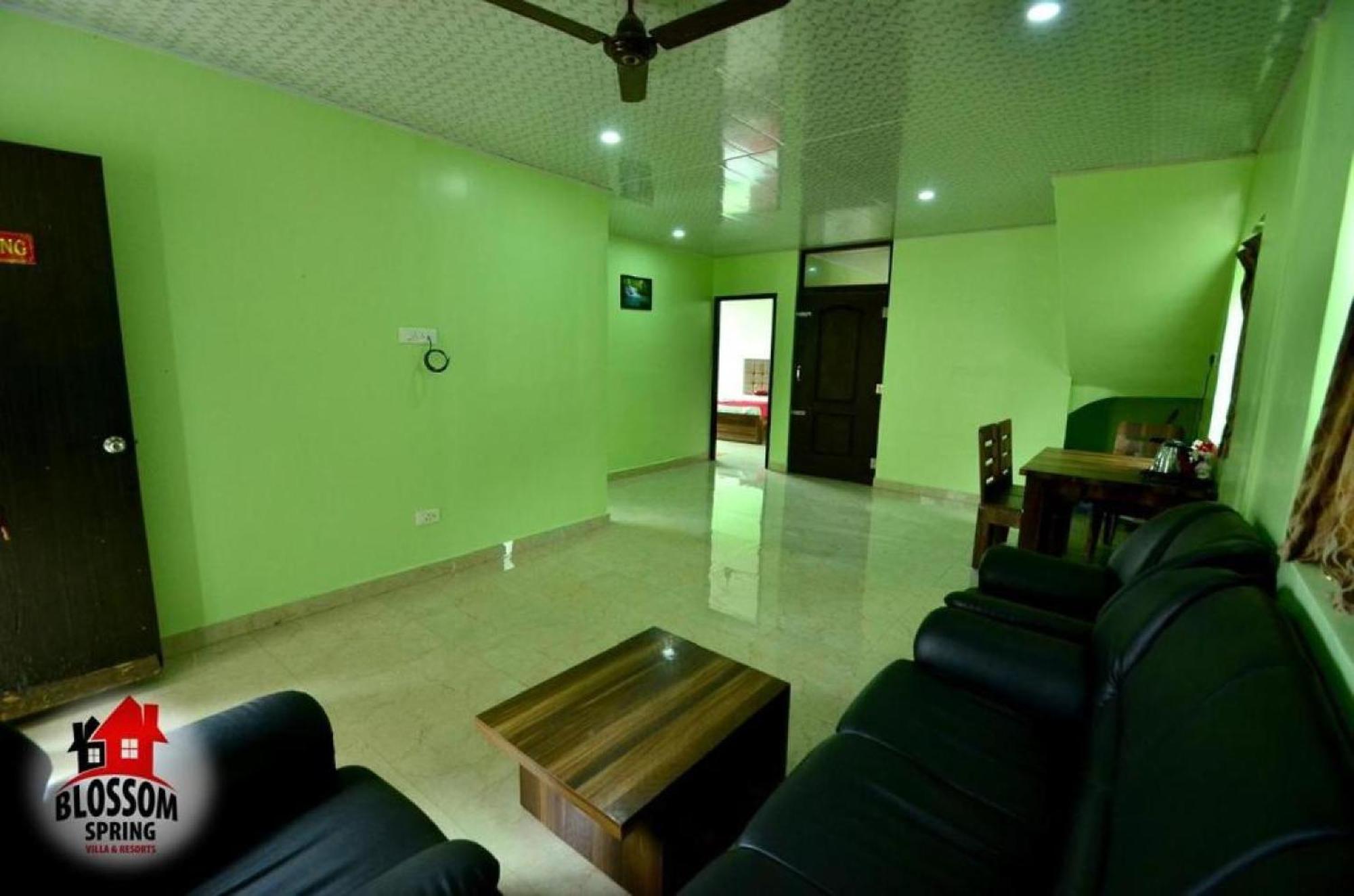Blossom Spring Villa Ооти Екстериор снимка