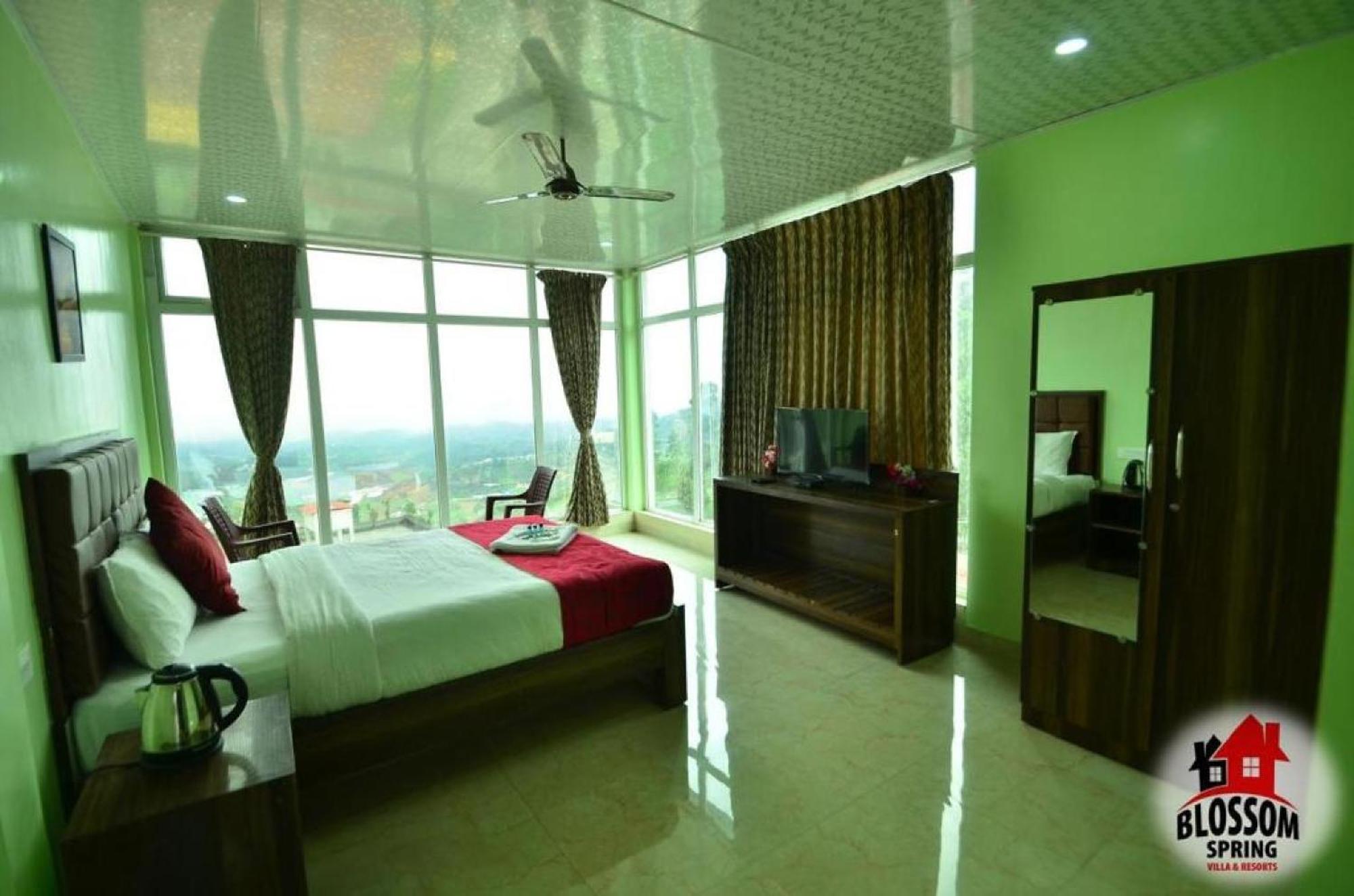 Blossom Spring Villa Ооти Екстериор снимка