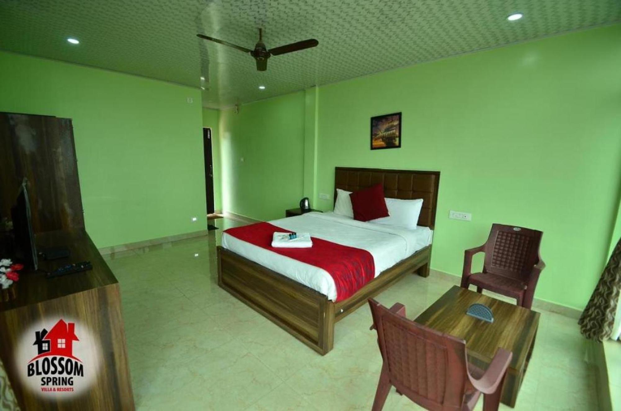 Blossom Spring Villa Ооти Екстериор снимка